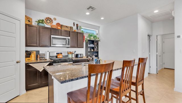 1824 Villa Contesa, Los Lunas, NM 87031