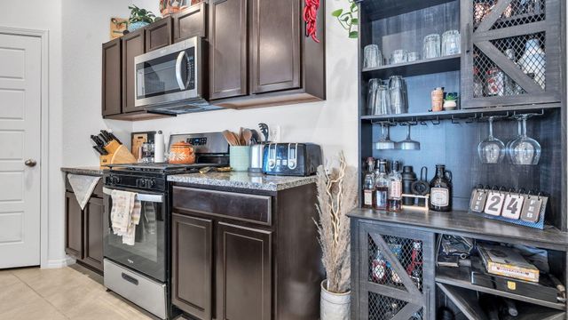 1824 Villa Contesa, Los Lunas, NM 87031