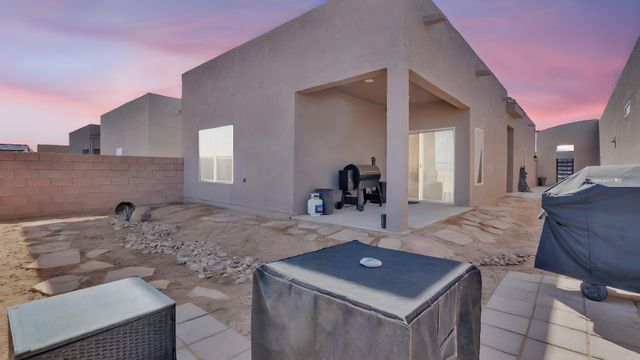 1824 Villa Contesa, Los Lunas, NM 87031