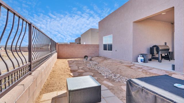 1824 Villa Contesa, Los Lunas, NM 87031