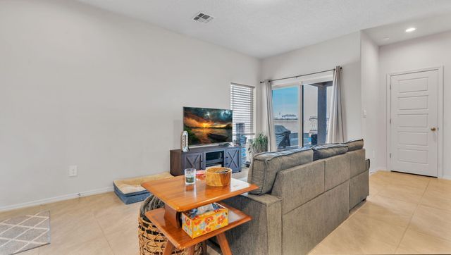 1824 Villa Contesa, Los Lunas, NM 87031