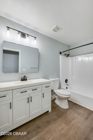 1290 9th St Apt 205, Daytona Beach, FL 32117