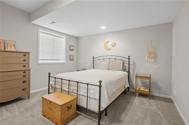 24814 W 144th Terrace, Olathe, KS 66061