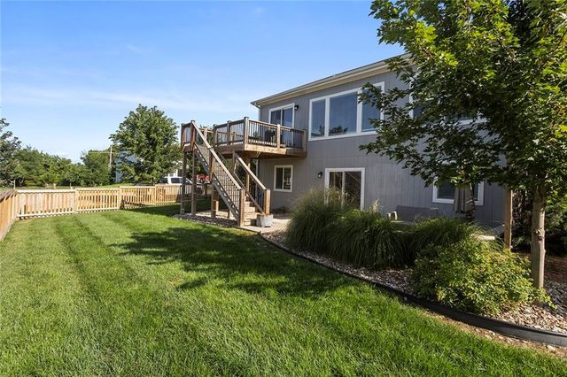 24814 W 144th Terrace, Olathe, KS 66061