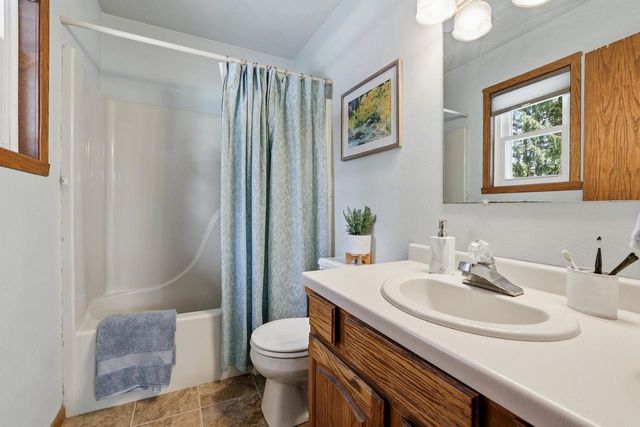 1051 CUSTER SQUARE, Stevens Point, WI 54482