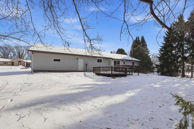 1051 CUSTER SQUARE, Stevens Point, WI 54482