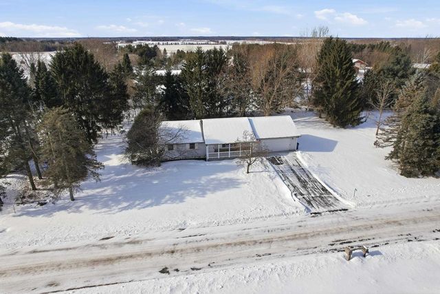 1051 CUSTER SQUARE, Stevens Point, WI 54482