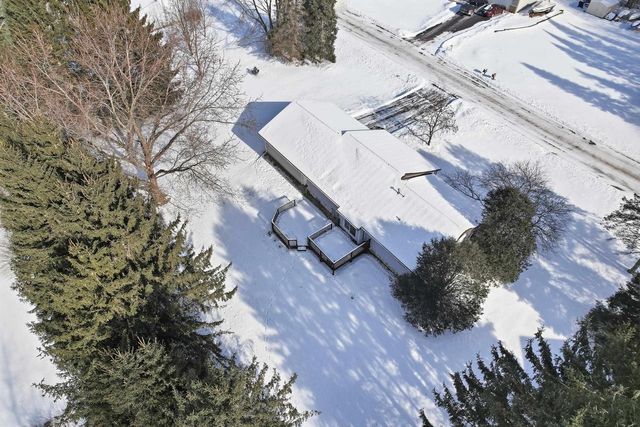 1051 CUSTER SQUARE, Stevens Point, WI 54482