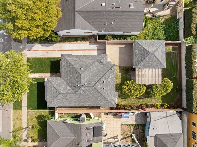 874 W 33rd Way, Long Beach, CA 90806