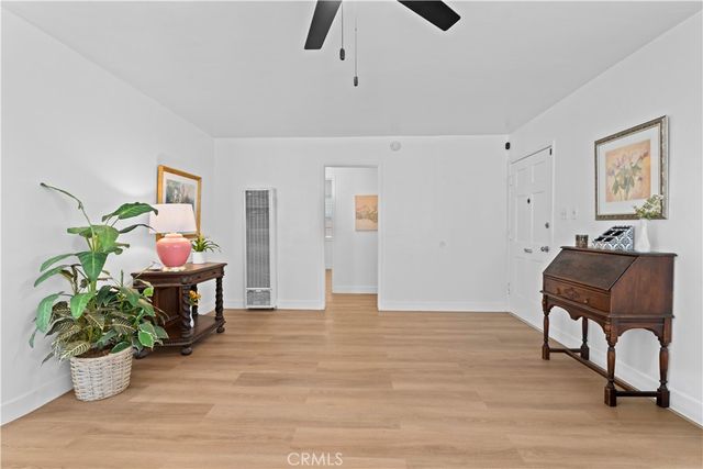 874 W 33rd Way, Long Beach, CA 90806