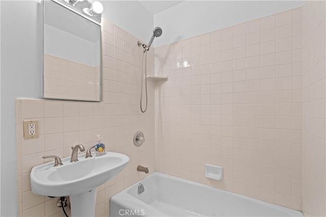 874 W 33rd Way, Long Beach, CA 90806