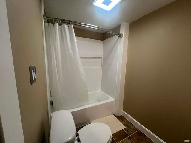 1716 15th St, Bedford, IN 47421