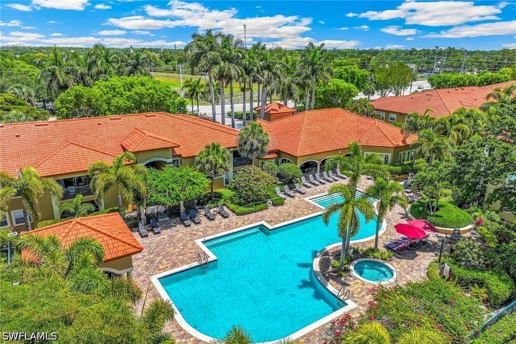 8920 Colonnades CT E 518, Bonita Springs, FL 34135