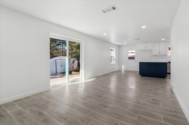 4045 Wind River Drive, Dallas, TX 75216