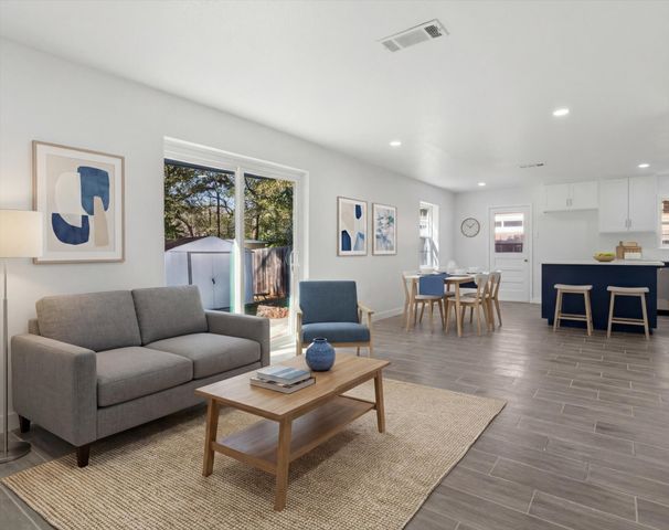 4045 Wind River Drive, Dallas, TX 75216