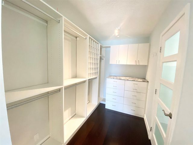 800 GLOUCHESTER Street, Boca Raton, FL 33487