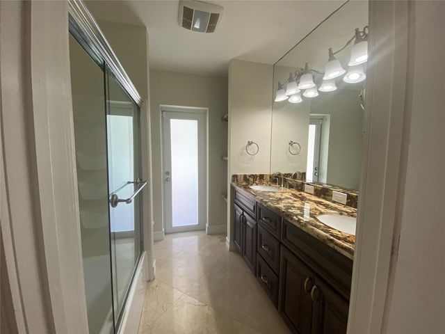 800 GLOUCHESTER Street, Boca Raton, FL 33487