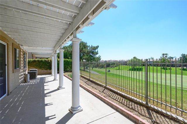 16581 Escalon, Fontana, CA 92336