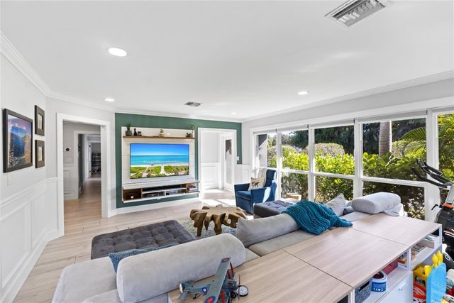 2615 NE 26th Street, Fort Lauderdale, FL 33305