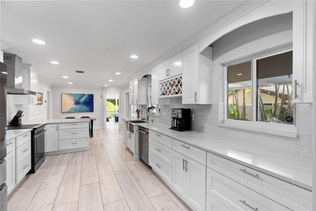 2615 NE 26th Street, Fort Lauderdale, FL 33305