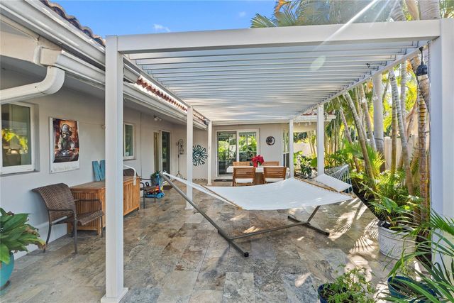 2615 NE 26th Street, Fort Lauderdale, FL 33305