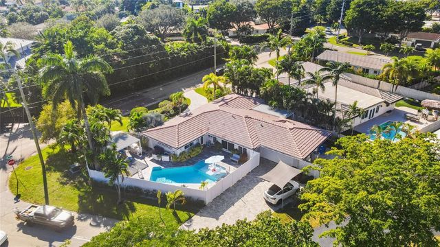 2615 NE 26th Street, Fort Lauderdale, FL 33305