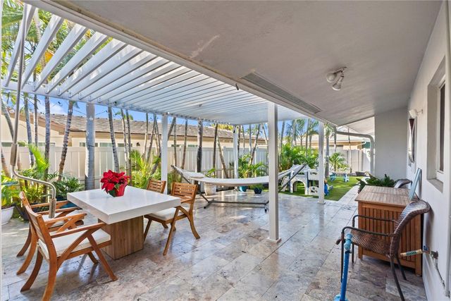 2615 NE 26th Street, Fort Lauderdale, FL 33305