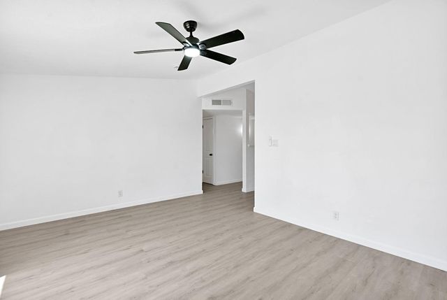 2681 S Ivy Avenue, Fresno, CA 93706