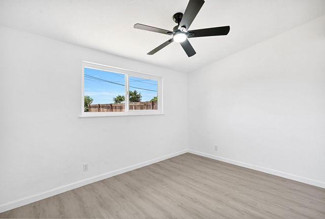 2681 S Ivy Avenue, Fresno, CA 93706