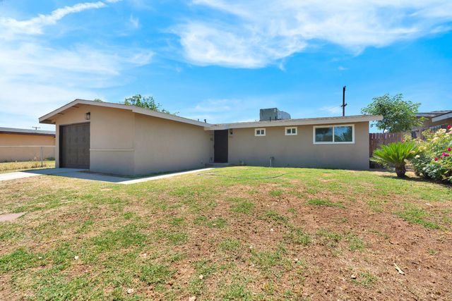 2681 S Ivy Avenue, Fresno, CA 93706