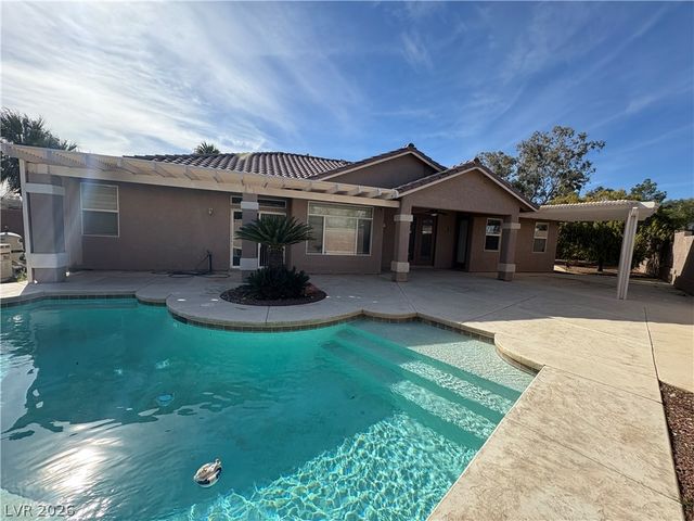 8804 Glenistar Gate Avenue, Las Vegas, NV 89143