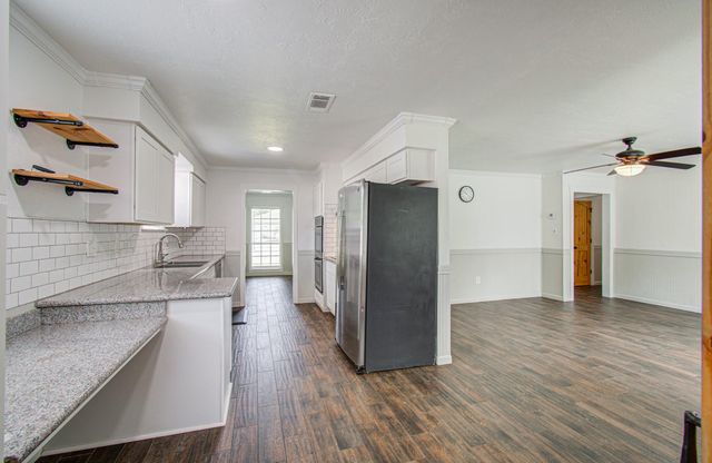 2002 Seagate Lane, Houston, TX 77062