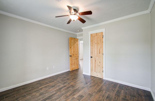 2002 Seagate Lane, Houston, TX 77062
