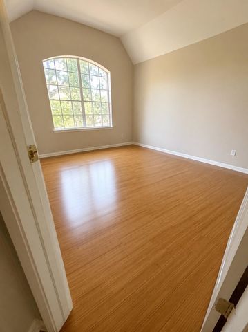 1006 Mettler Ct, Richmond, TX 77469