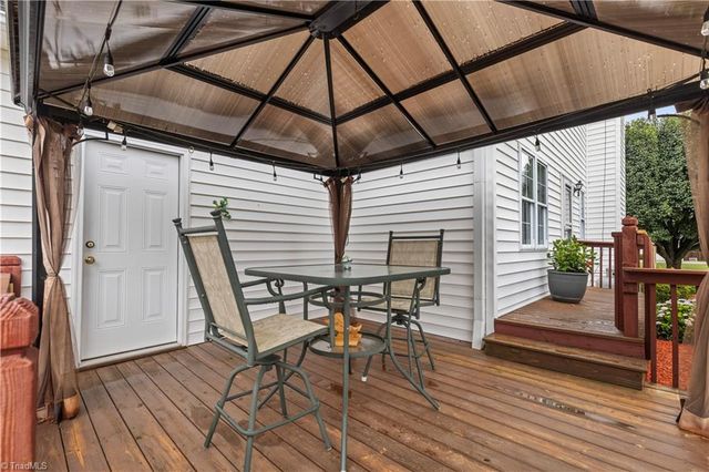 108 Camden Court, Advance, NC 27006