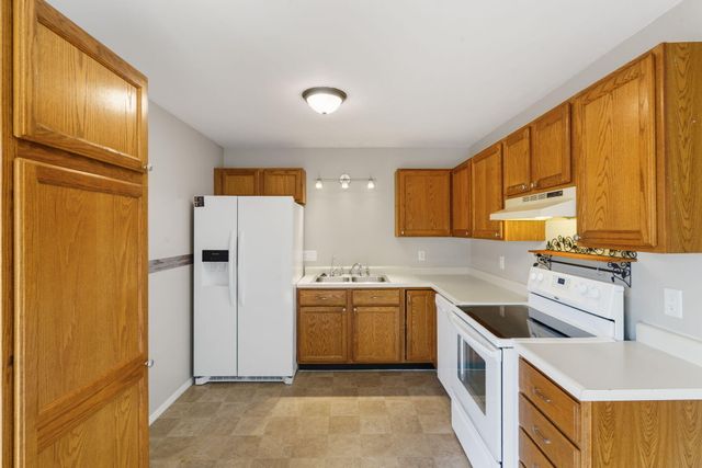 6006 E OREAR RD, Columbia, MO 65202