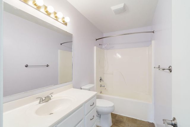 6006 E OREAR RD, Columbia, MO 65202