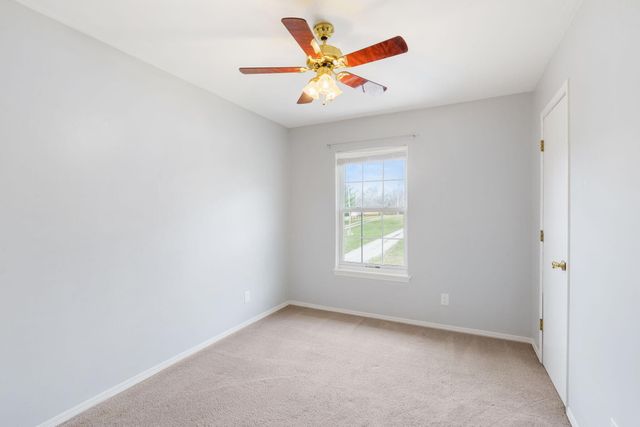 6006 E OREAR RD, Columbia, MO 65202