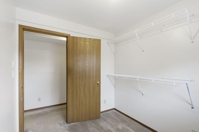 6006 E OREAR RD, Columbia, MO 65202