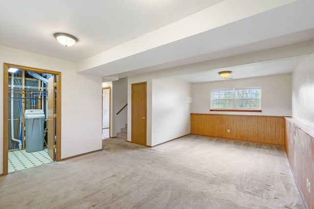 6006 E OREAR RD, Columbia, MO 65202