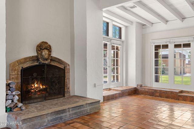 4040 E ELM Street, Phoenix, AZ 85018