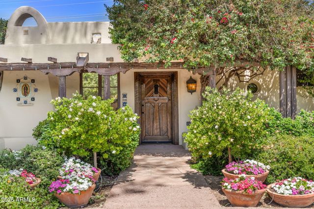 4040 E ELM Street, Phoenix, AZ 85018