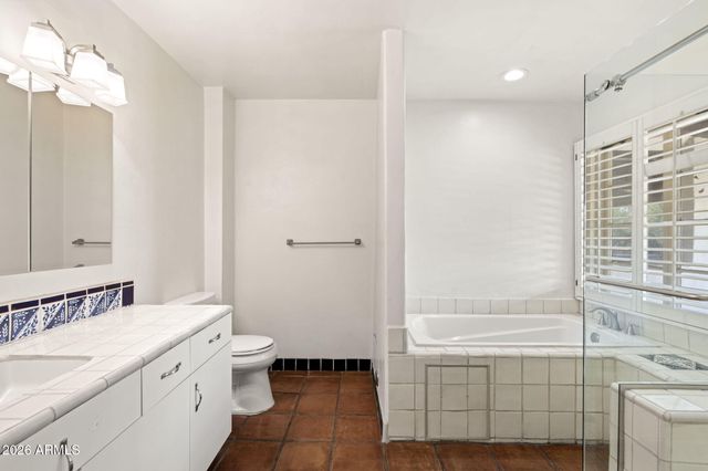 4040 E ELM Street, Phoenix, AZ 85018