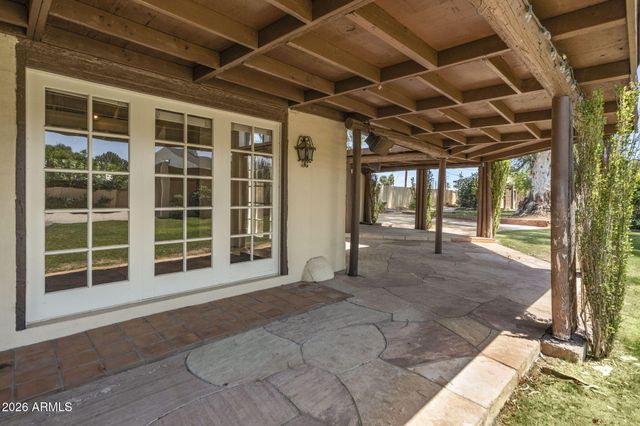 4040 E ELM Street, Phoenix, AZ 85018
