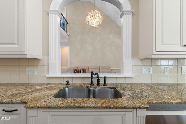 101 Synandra Lane, Holly Springs, NC 27540