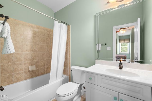 101 Synandra Lane, Holly Springs, NC 27540