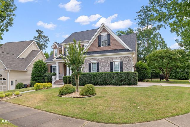 101 Synandra Lane, Holly Springs, NC 27540