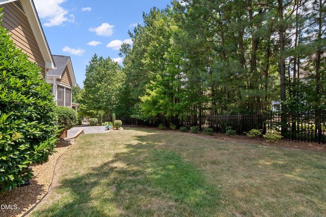 101 Synandra Lane, Holly Springs, NC 27540
