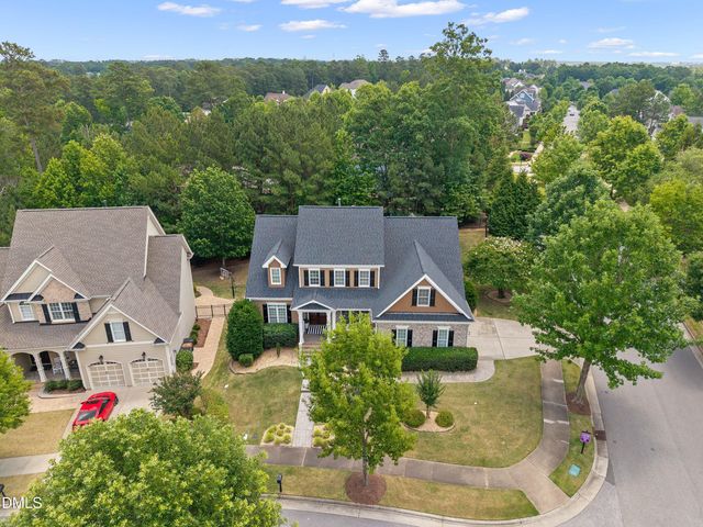 101 Synandra Lane, Holly Springs, NC 27540
