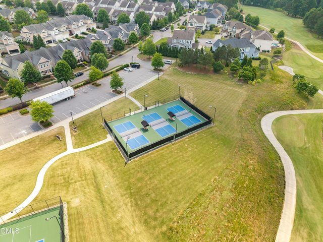 101 Synandra Lane, Holly Springs, NC 27540
